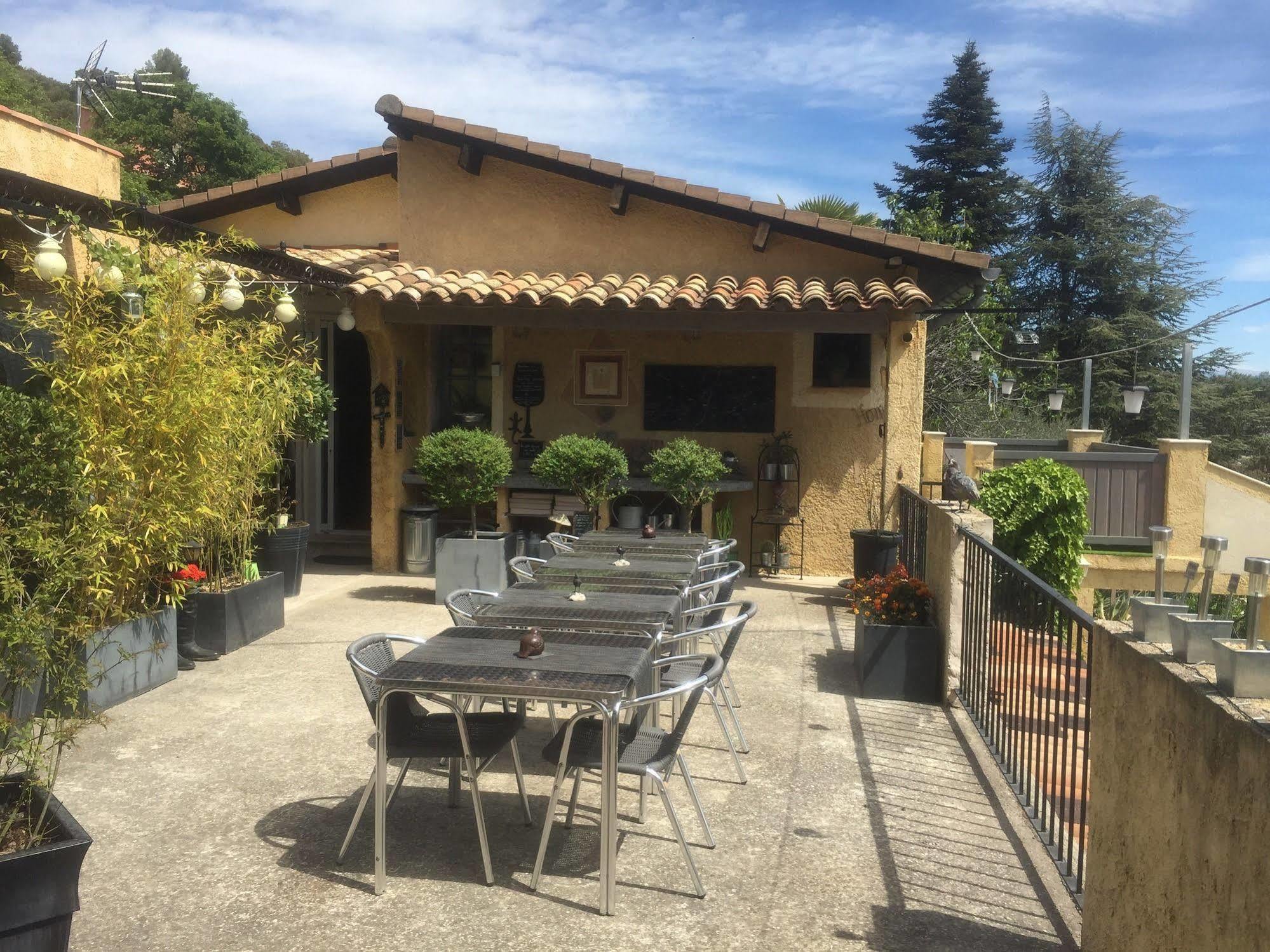 Hotel Mas Du Cadranier Villeneuve  Exteriér fotografie